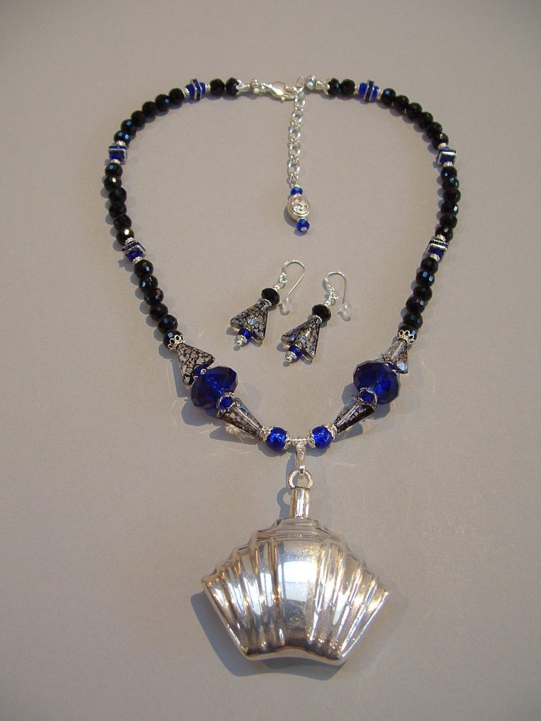 Midnight In Paris Eleyne Williams - Narrative Necklaces - Midnight In Paris