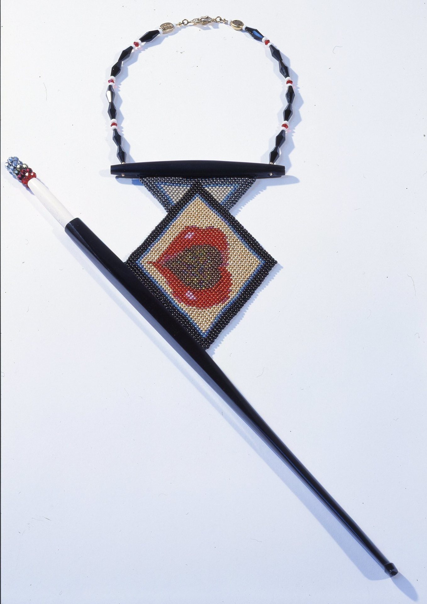 Smoke Rings Eleyne Williams - Narrative Necklaces - Smoke Rings