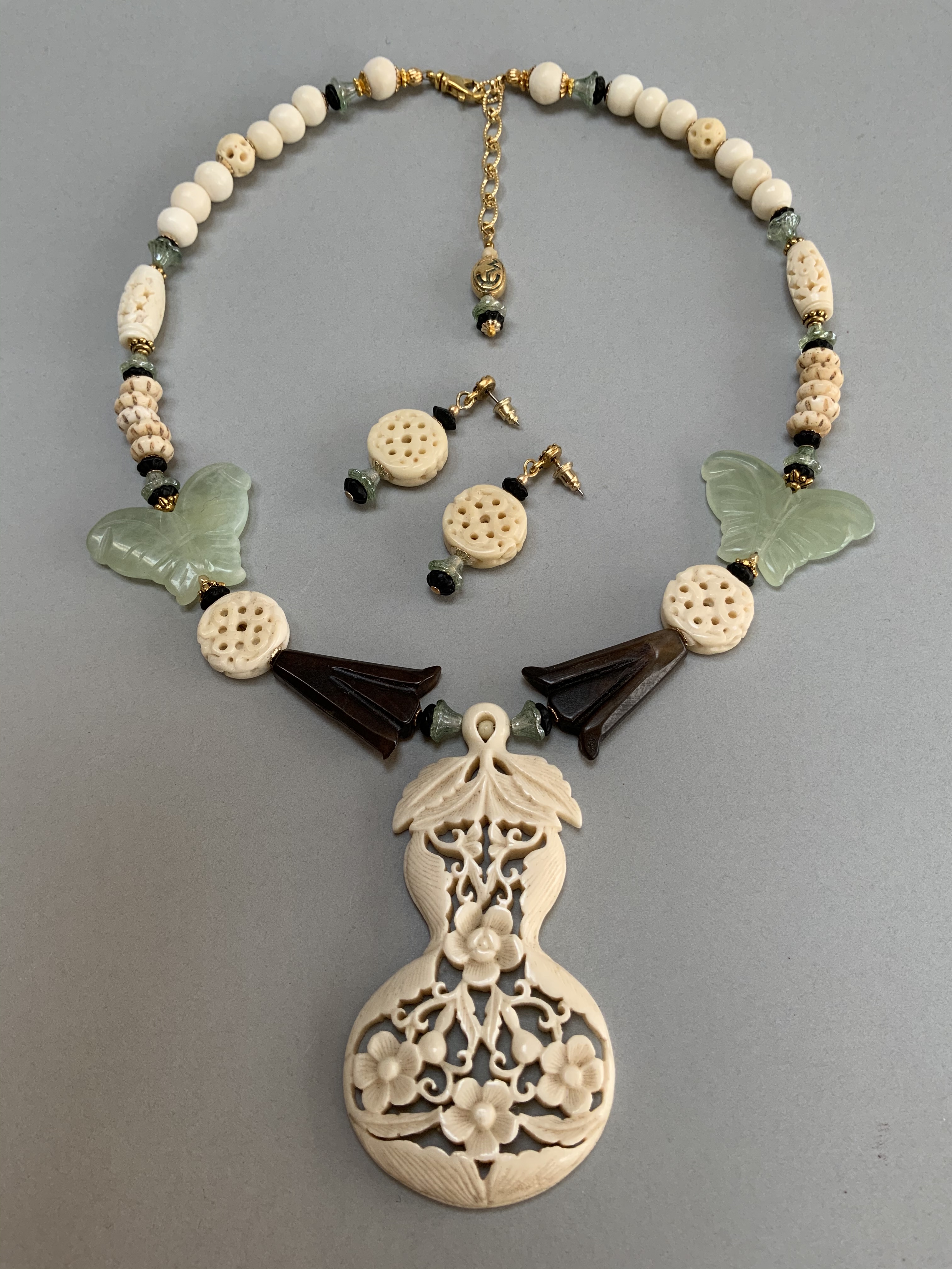 Bountiful Gourd Eleyne Williams - Narrative Necklaces - Bountiful Gourd