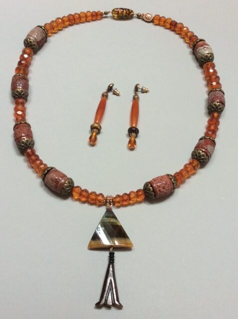 A Tiger Passed This Way Eleyne Williams - Narrative Necklaces - A Tiger Passed This Way