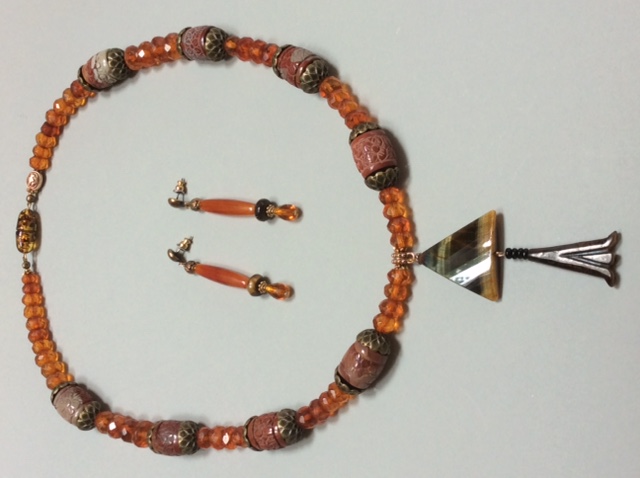 A Tiger Passed This Way Eleyne Williams - Narrative Necklaces - A Tiger Passed This Way