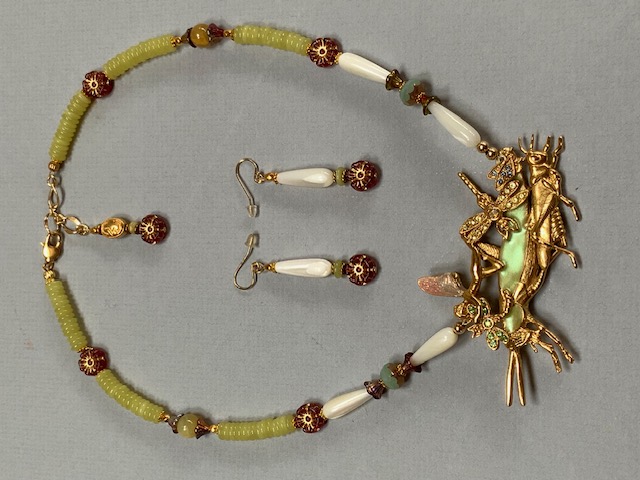A Summer Meadow Eleyne Williams - Narrative Necklaces - A Summer Meadow